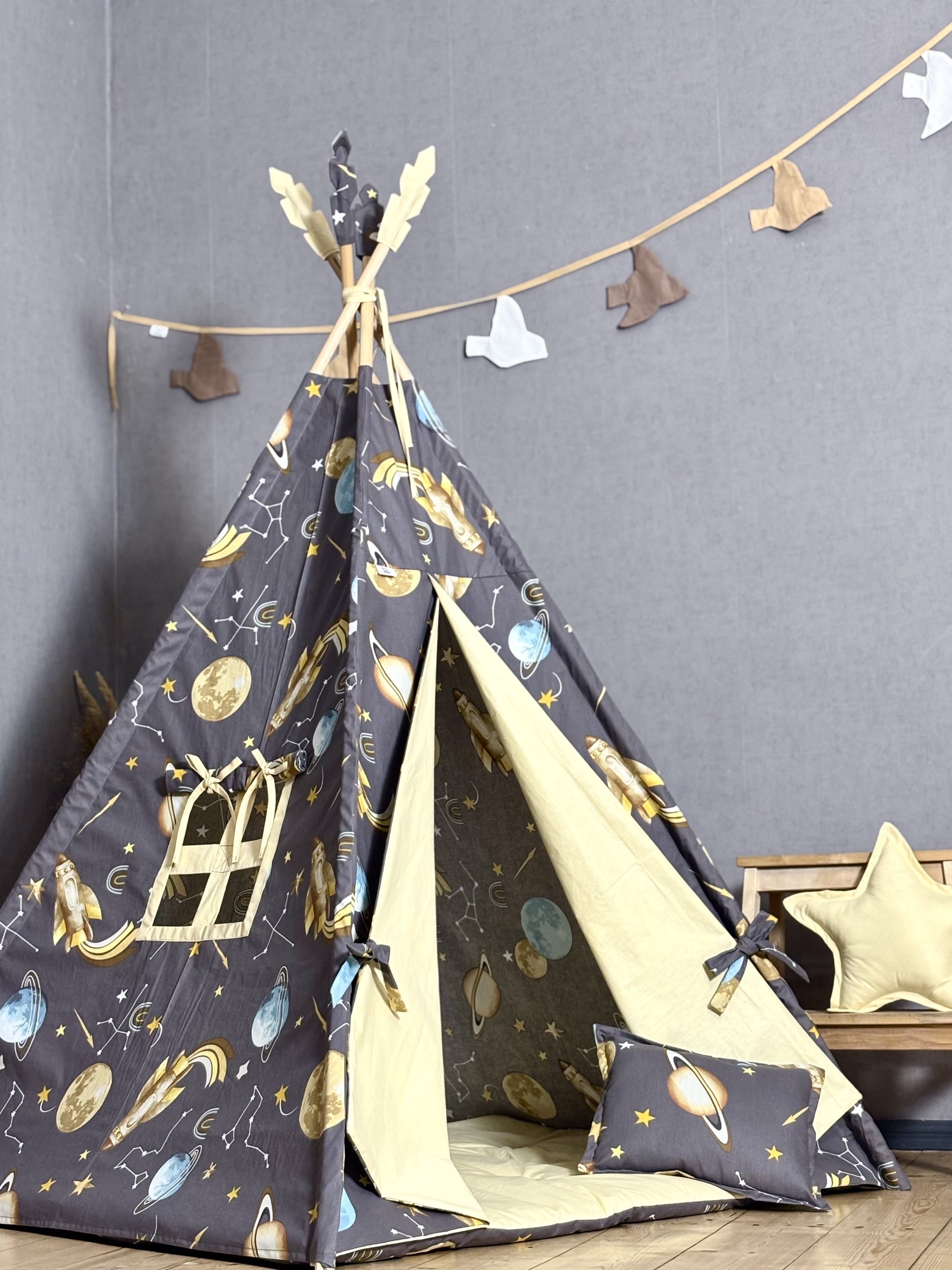 Tent "Space"
