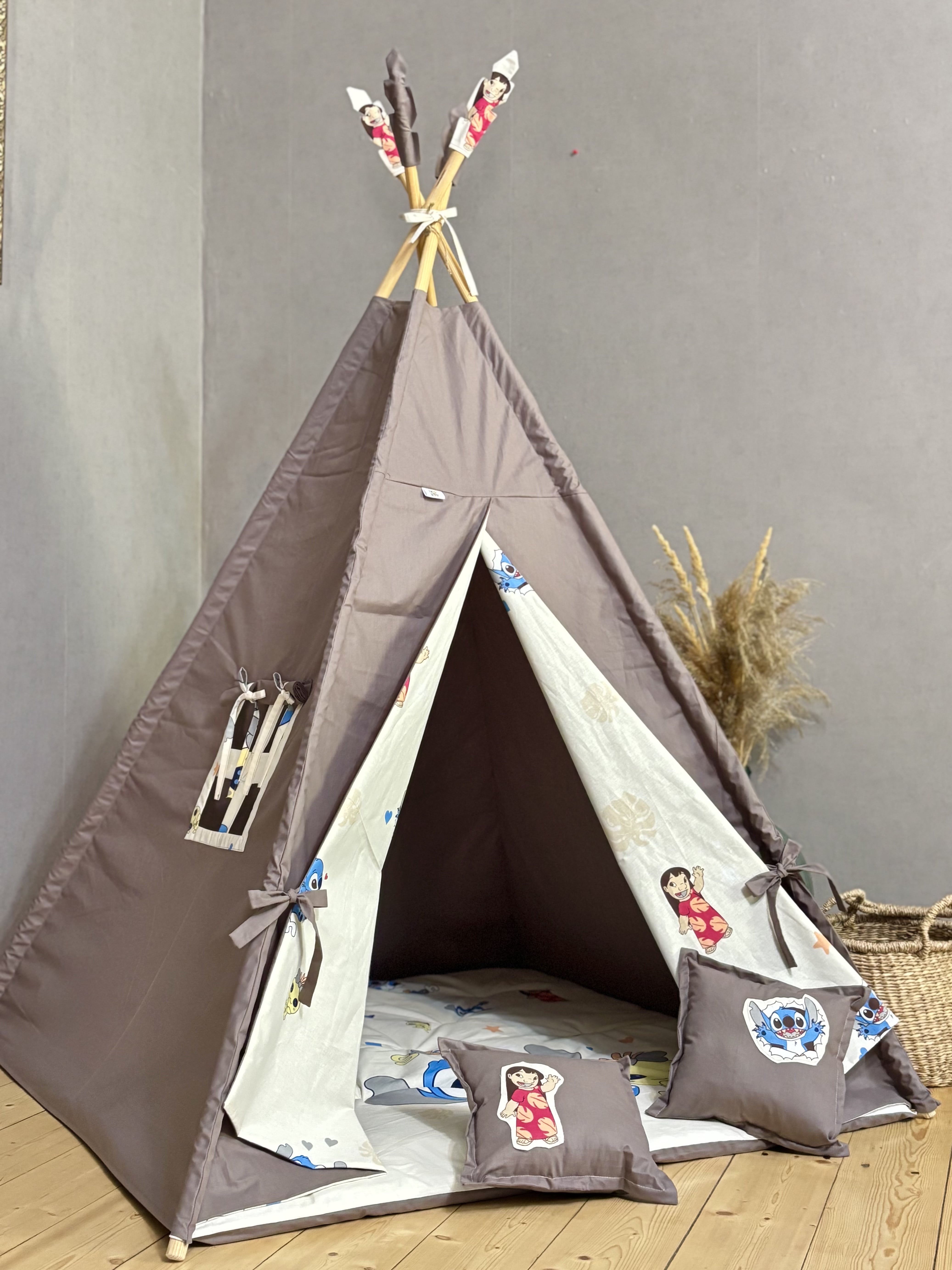 Tent "Stitch and Lilu"